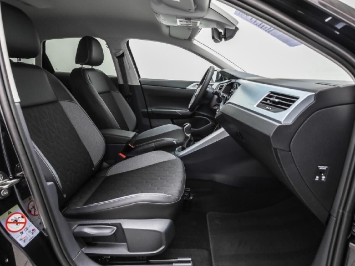 Volkswagen Taigo ENERGY 1.0 TSI Ganzjahresreifen