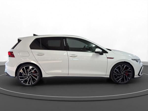 Volkswagen Golf VIII GTI LED LM 19" Navi PDC vo+hi ACC