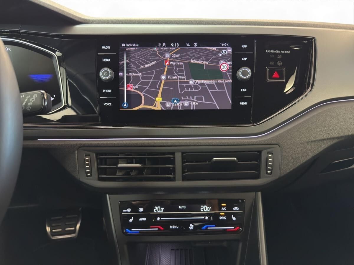 Volkswagen Taigo 1.0 TSI R-Line DSG Matrix LM 17" Navi RFK ACC