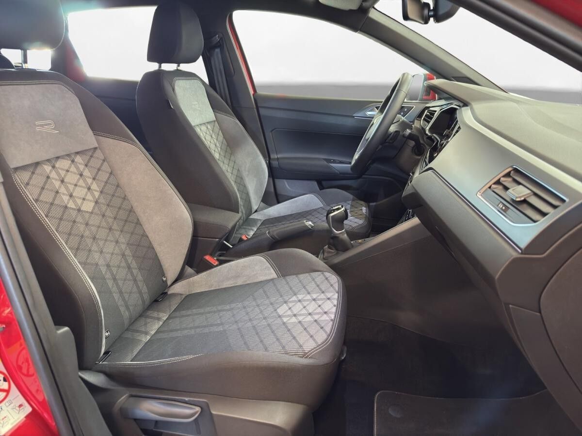 Volkswagen Taigo 1.0 TSI R-Line DSG Matrix LM 17" Navi RFK ACC