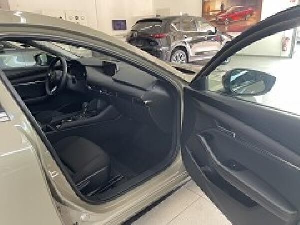 Mazda 3 2.5l 140PS AT Homura