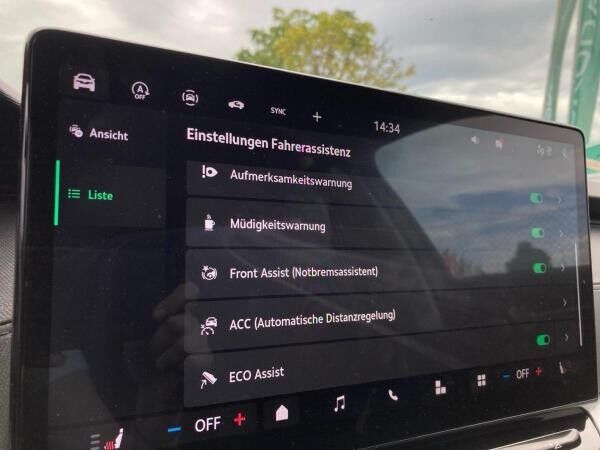 Skoda Octavia Combi SELECTION 2.0TDI DSG MATRIX.NAVI.ACC.SHZG.KAMERA