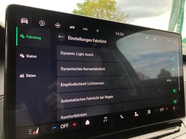 Skoda Octavia Combi SELECTION 2.0TDI DSG MATRIX.NAVI.ACC.SHZG.KAMERA