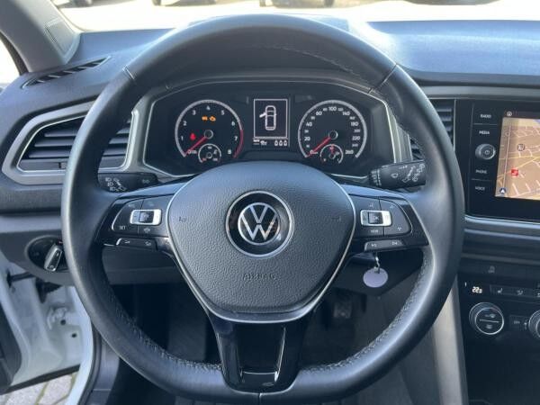 Volkswagen T-Roc 1.0 TSI ACC+PDC+RFK+KLIMA+SHZ+NAVI+MFL+LED