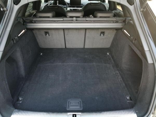 Audi A4 Avant S-Line 40 TDI S-tronic / Navi, LED, RFK