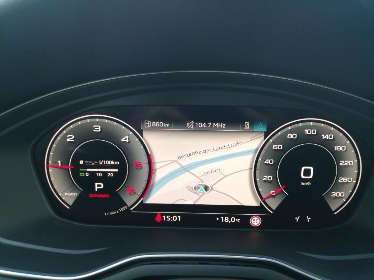 Audi A4 Avant S-Line 40 TDI S-tronic / Navi, LED, RFK