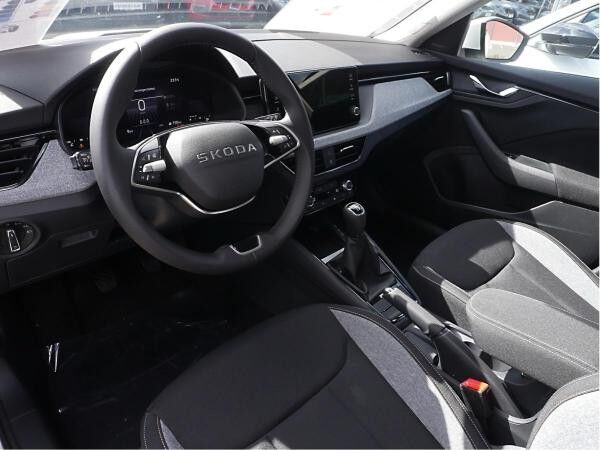 Skoda Kamiq Selection 1,0l TSI *SHZ LHZ RFK MATRIX*