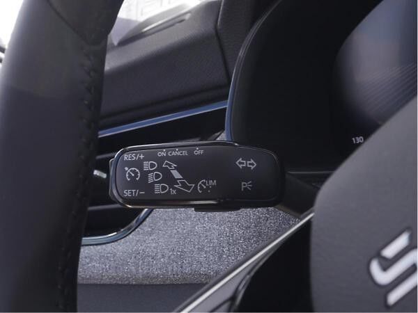 Skoda Kamiq Selection 1,0l TSI *SHZ LHZ RFK MATRIX*