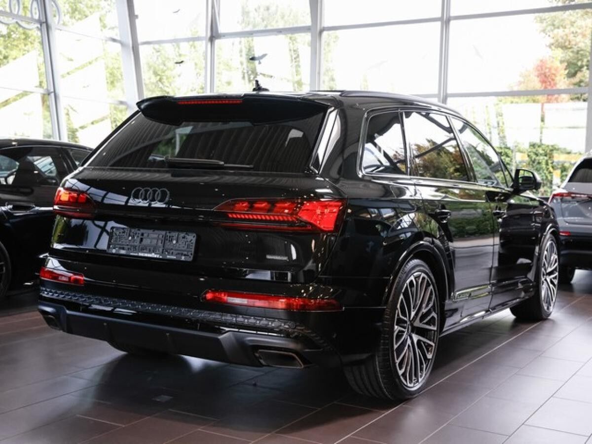 Audi Q7 SUV TDI Quattro 	 2 x S line Business ACC AHK HD-Matrix Pano