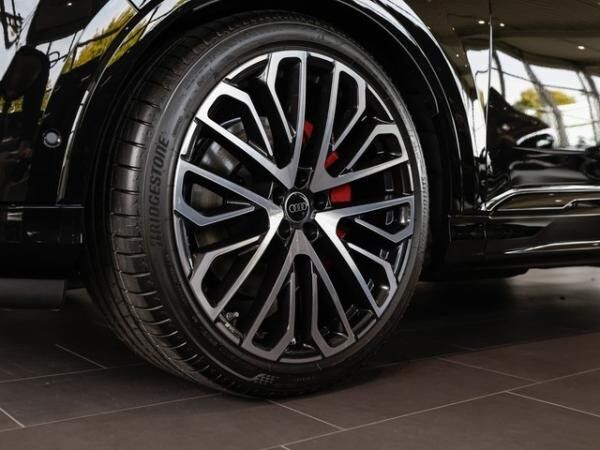 Audi Q7 SUV TDI Quattro 	 2 x S line Business ACC AHK HD-Matrix Pano