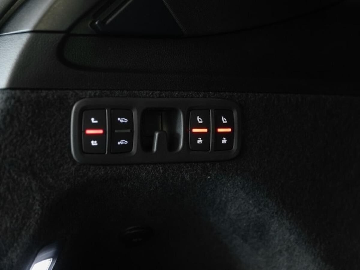 Audi Q7 SUV TDI Quattro 	 2 x S line Business ACC AHK HD-Matrix Pano