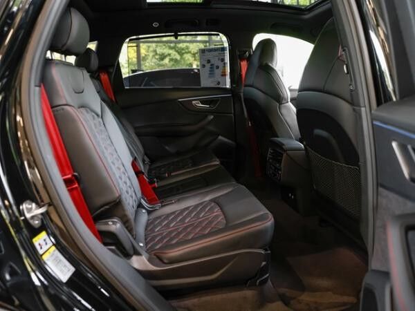 Audi Q7 SUV TDI Quattro 	 2 x S line Business ACC AHK HD-Matrix Pano
