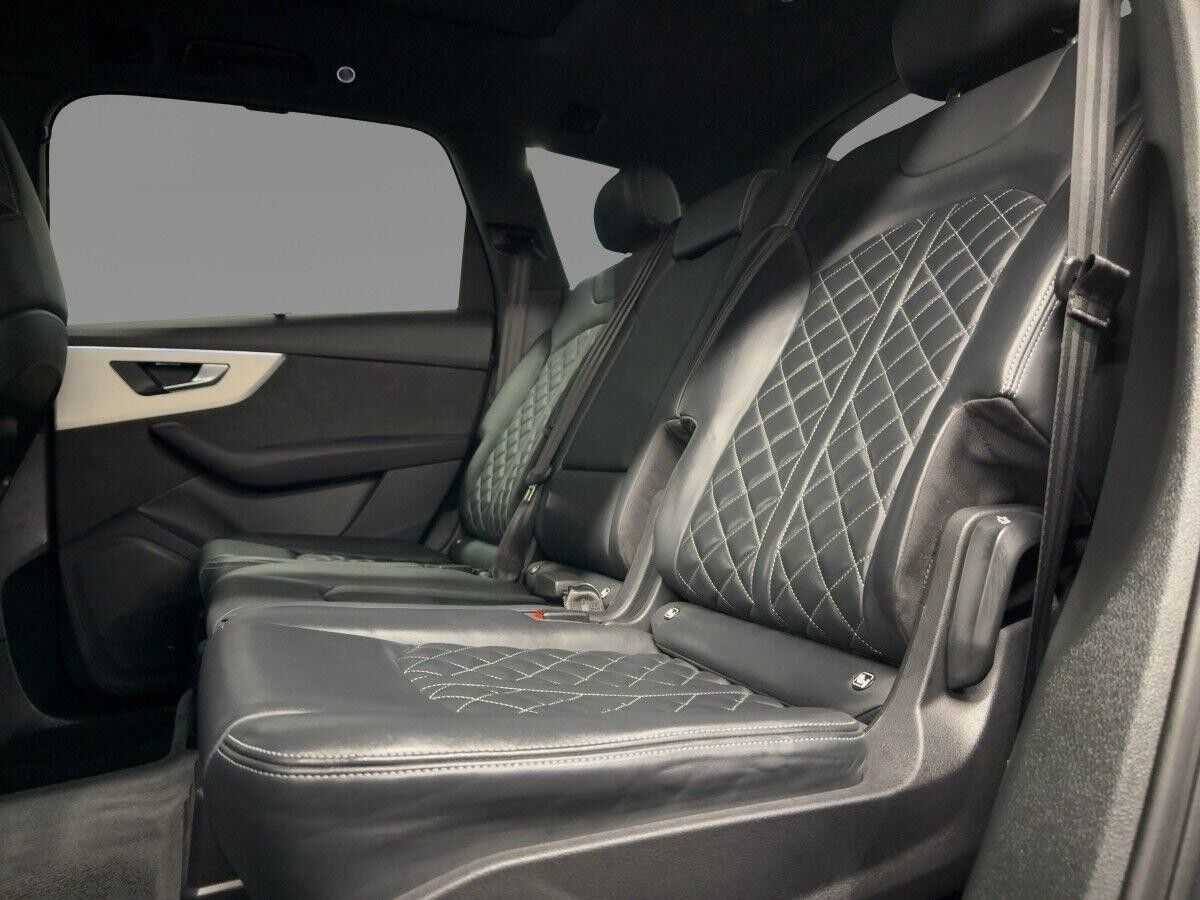Audi Q7 S line 55 TFSIe quattro Pano Kamera Memory ACC