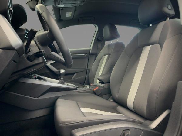 Audi A3 Sportback advanced 30 TDI AHK virtual Navi