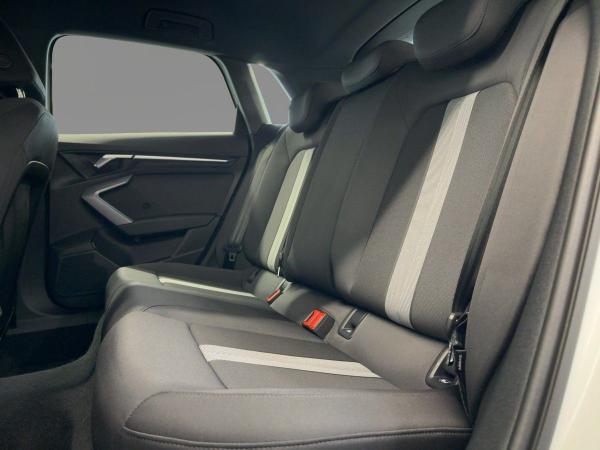 Audi A3 Sportback advanced 30 TDI AHK virtual Navi