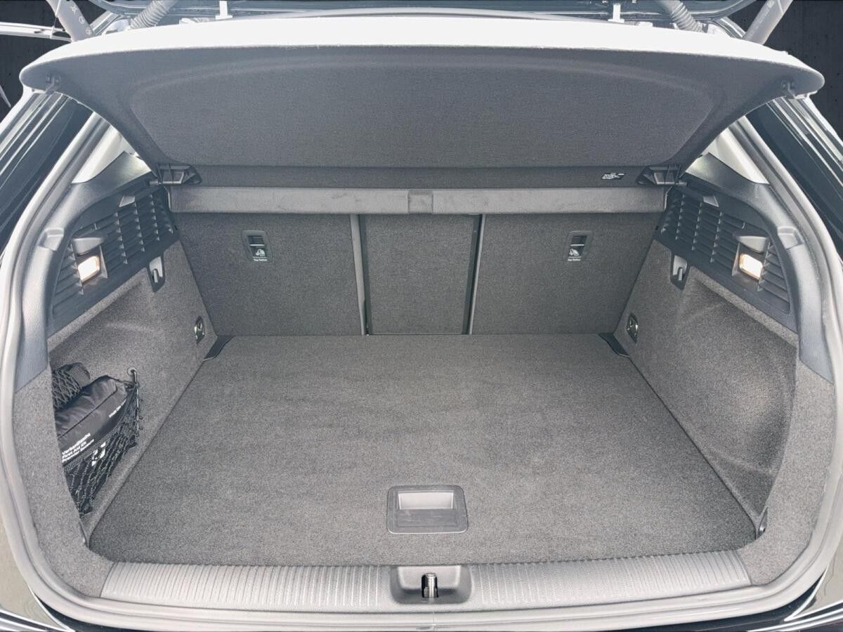 Audi Q2 advanced 35 TFSI S tr. Matrix AHk ACC elHeck