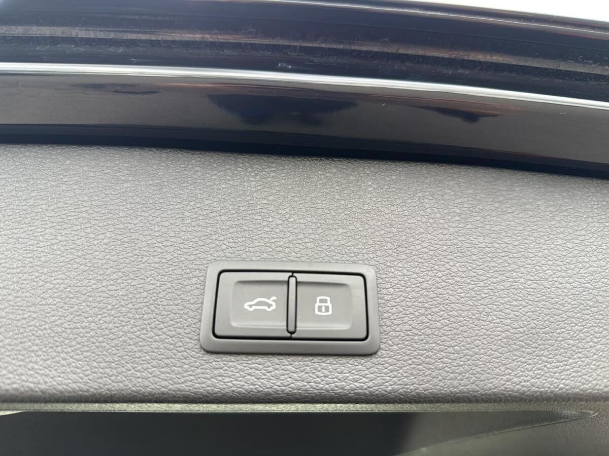 Audi Q2 advanced 35 TFSI S tr. Matrix AHk ACC elHeck