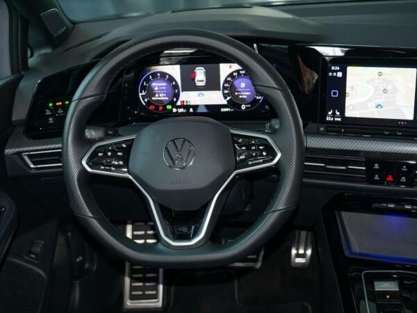 Volkswagen Golf Variant 2.0 TSI R-Line Black DCC H&K Kamera
