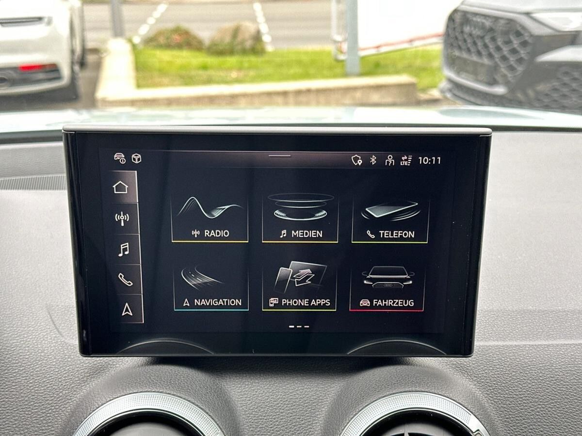 Audi Q2 35 TDI qu. advanced S-tr. *Matrix*Pano*Navi*