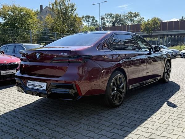 BMW i7 M70 xDrive //Massage B&W Autobahnassistent