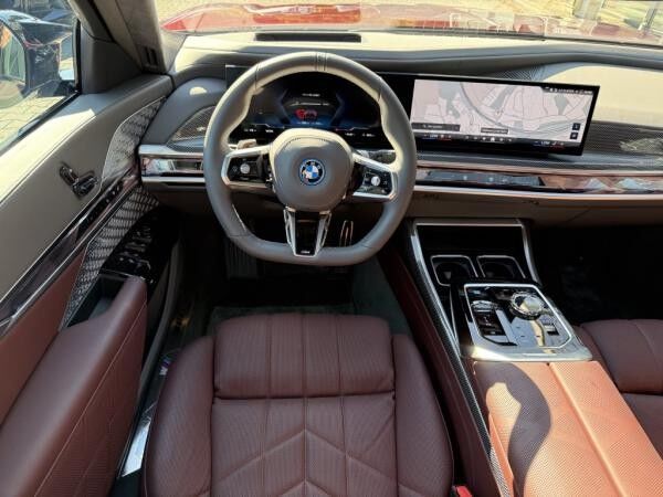 BMW i7 M70 xDrive //Massage B&W Autobahnassistent