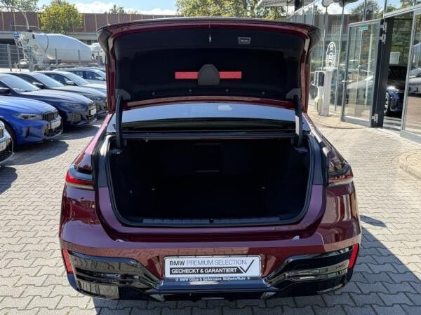 BMW i7 M70 xDrive //Massage B&W Autobahnassistent