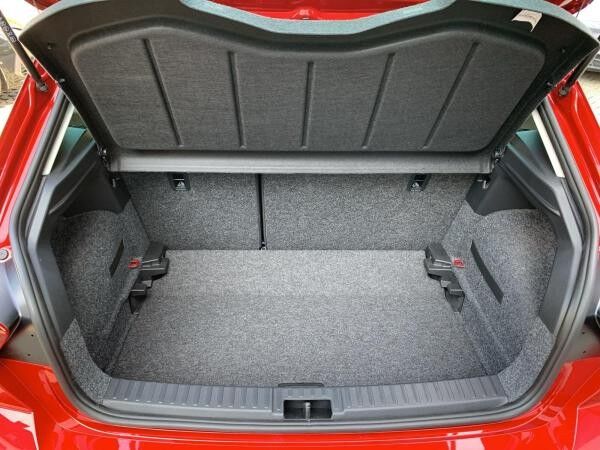 Seat Ibiza Road Edition 1.0 TSI 85 kW (116 PS) 6-Gang;HERBSTDEAL!!! ;Kessy;Voll-LED;Winterpaket uvm.