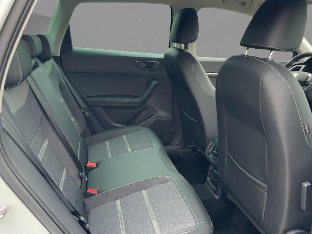 Seat Ateca Xperience ⭐️150 PS⭐️DSG+NAVI+AHK+PDC+SHZ