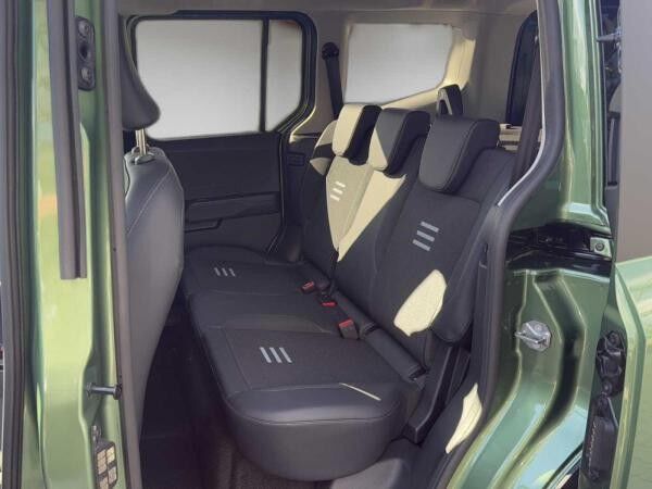 Ford Tourneo Courier Elektro 100 kW Active