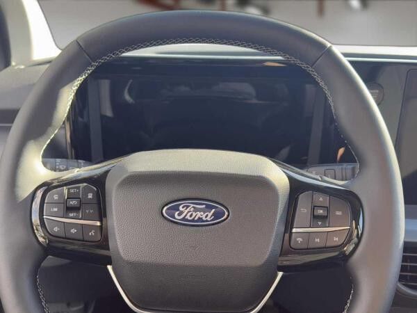 Ford Tourneo Courier Elektro 100 kW Active