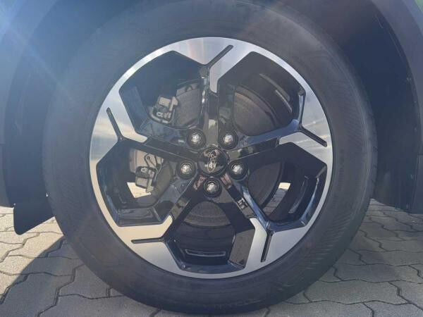 Ford Tourneo Courier Elektro 100 kW Active