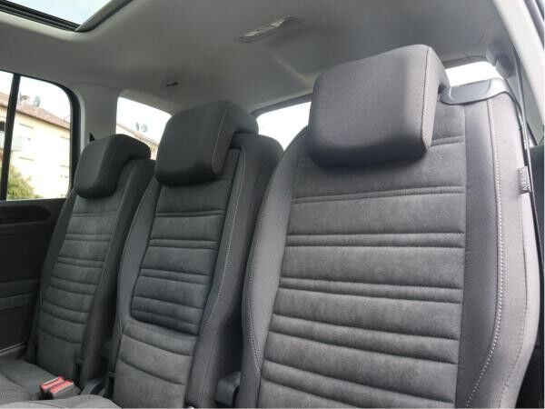 Volkswagen Touran Highline 2,0 TDI SCR (150 PS) DSG*7-Sitzer*AHK*TOP*STANDHZG*WINTERRÄDER*GEWERBE