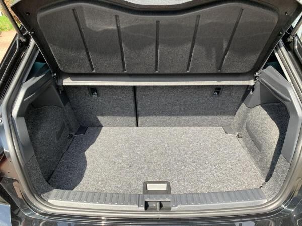 Seat Ibiza FR Black Edition 1.0 TSI 85 kW (116 PS) 7-Gang-DSG;HERBSTDEAL!!!Rückfahrkamera;Winterpaket uvm.