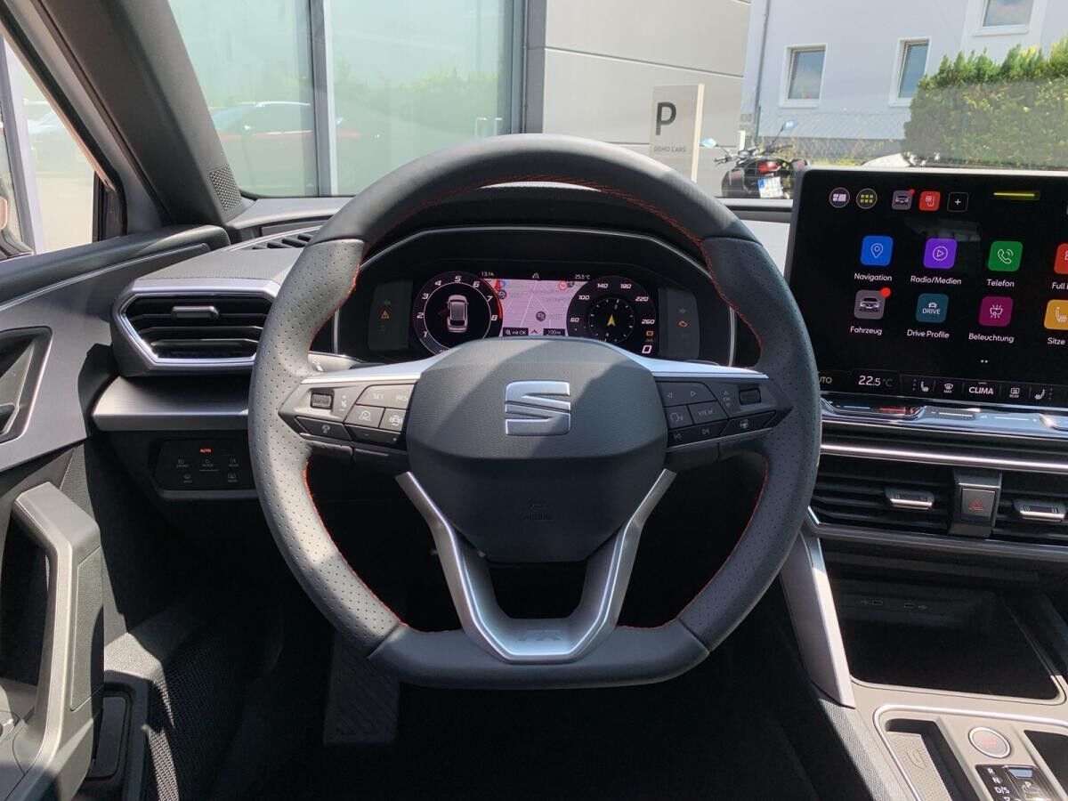 Seat Leon FR Black Edition 1.5 eTSI 110 kW (150 PS) 7-Gang-DSG;HERBSTDEAL!!!;AHZV;Winterpaket;Navi uvm.