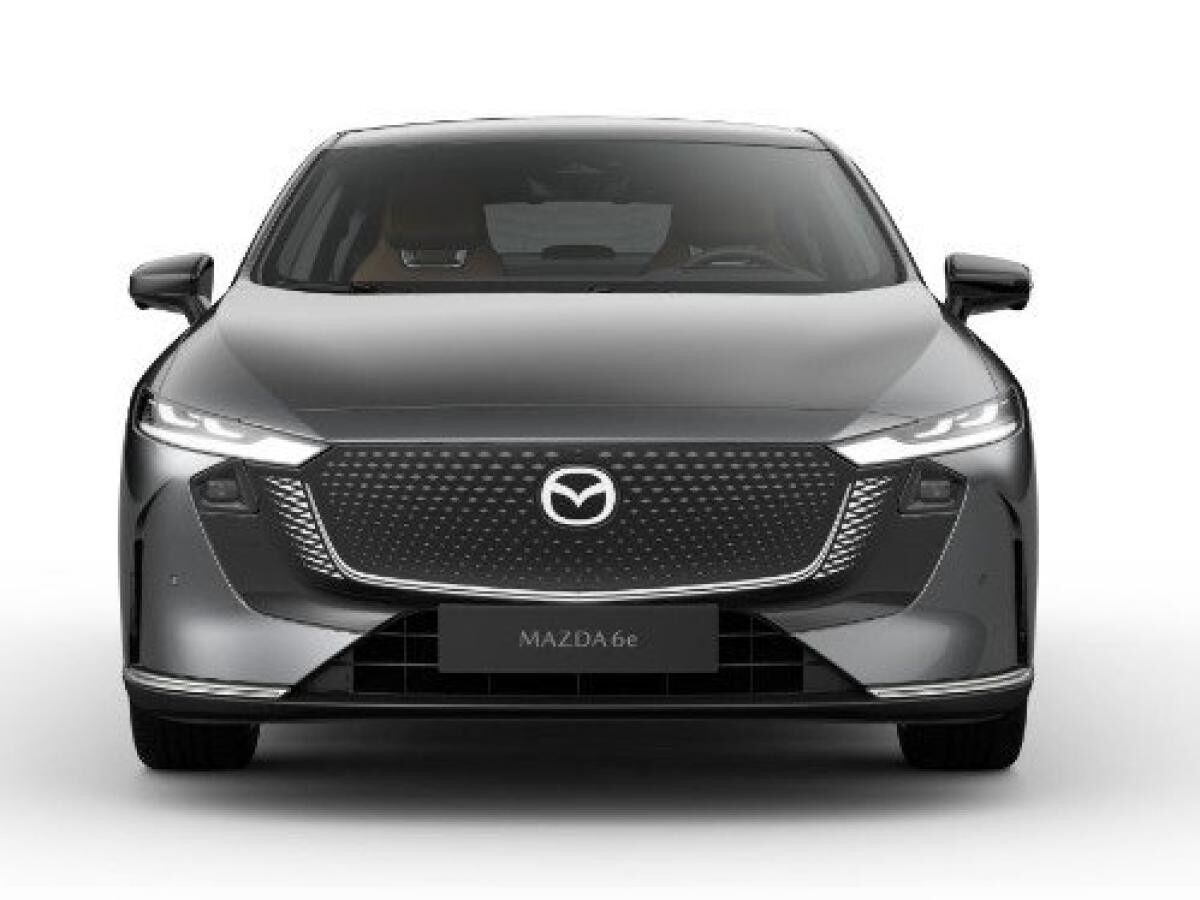 Mazda 6e TAKUMI PLUS