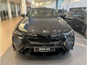 BMW M5 0,5% VERSTEUERUNG++SOFORT VERFÜGBAR!!!