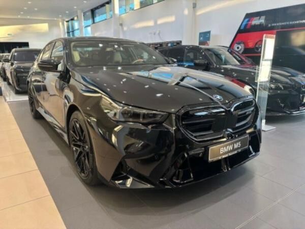 BMW M5 0,5% VERSTEUERUNG++SOFORT VERFÜGBAR!!!