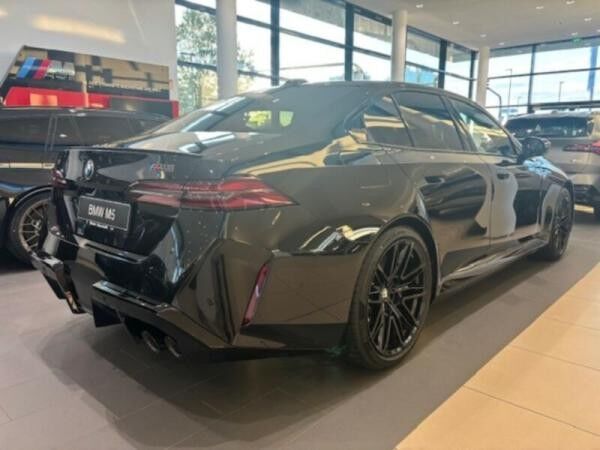 BMW M5 0,5% VERSTEUERUNG++SOFORT VERFÜGBAR!!!