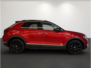 Volkswagen T-Roc Style 1.5 TSI - Navi Standheizung APP-Connect Matrix-LED Rear View Digital Cockpit Pro MFL LM DAB+