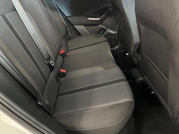 Volkswagen T-Roc 1.0 TSI - Navi SHZ APP-Connect Leichtmetallräder DAB+ LED Plus Kamera MFL Digital Cockpit