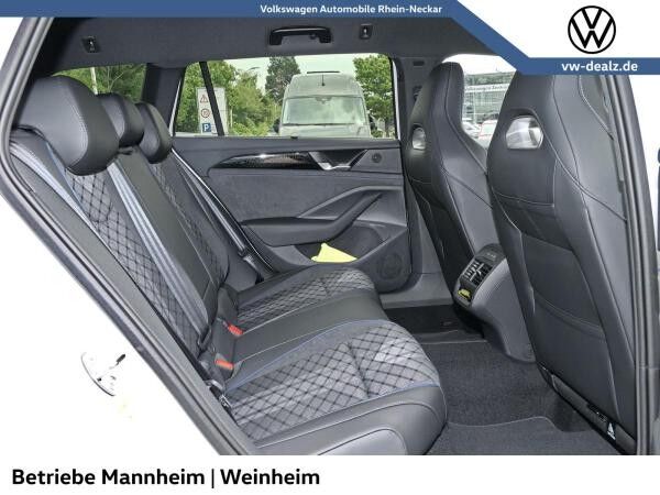 Volkswagen Passat R-Line 1.5 eHybrid OPF DSG LED Klima