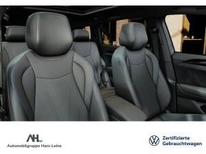Volkswagen Tayron 1.5 eHybrid R-Line Pano AHK Leder IQ.Light Volkswagen Tayron 1.5 eHybrid R-Line Pano AHK Leder IQ.Light