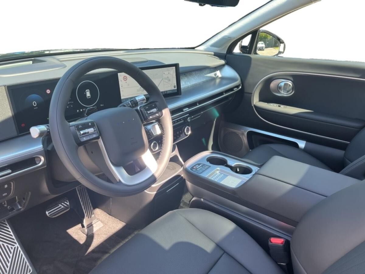 Hyundai IONIQ 9 7 Sitzer 428PS UNIQ PERFORMANCE PANORAMA 4WD Hyundai IONIQ 9 7 Sitzer 428PS UNIQ PERFORMANCE PANORAMA 4WD