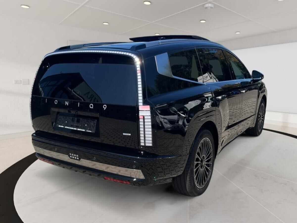 Hyundai IONIQ 9 7 Sitzer 428PS UNIQ PERFORMANCE PANORAMA 4WD Hyundai IONIQ 9 7 Sitzer 428PS UNIQ PERFORMANCE PANORAMA 4WD