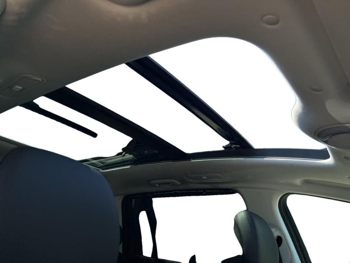 Hyundai IONIQ 9 7 Sitzer 428PS UNIQ PERFORMANCE PANORAMA 4WD Hyundai IONIQ 9 7 Sitzer 428PS UNIQ PERFORMANCE PANORAMA 4WD