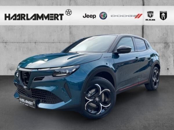 Alfa Romeo Junior IBRIDA Speciale 1.2 VGT MASSAGE+PANORAMA+PDC+KAMERA+CARPLAY+NAVI