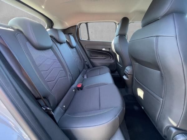 Jeep Avenger Altitude 1.2 PDC+CARPLAY+LED+SHZ+ALLWETTER