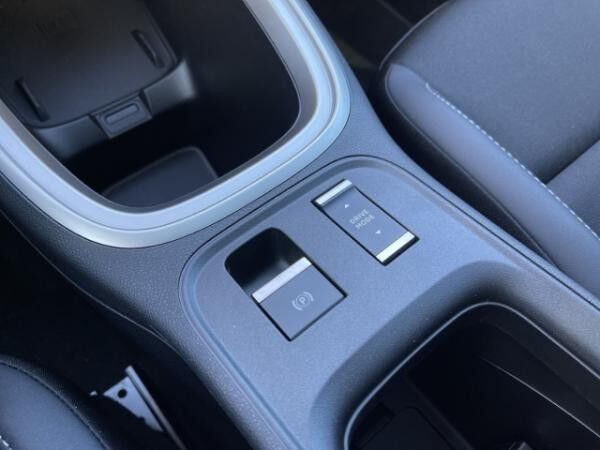 Jeep Avenger Summit Mild-Hybrid AUTOMATIK PANORAMA+PDC+KAMERA+CARPLAY