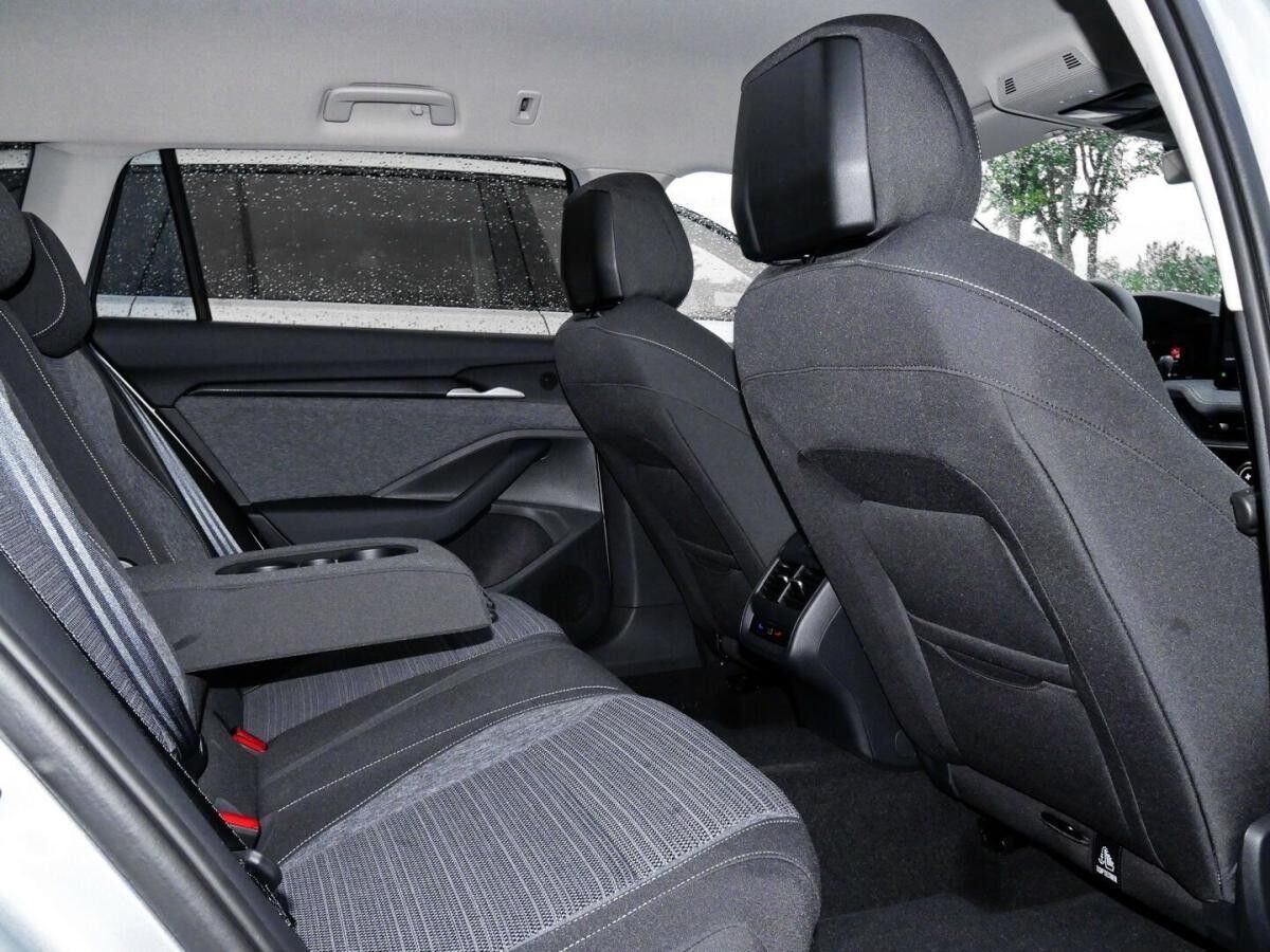 Skoda Superb Combi (NZ5)