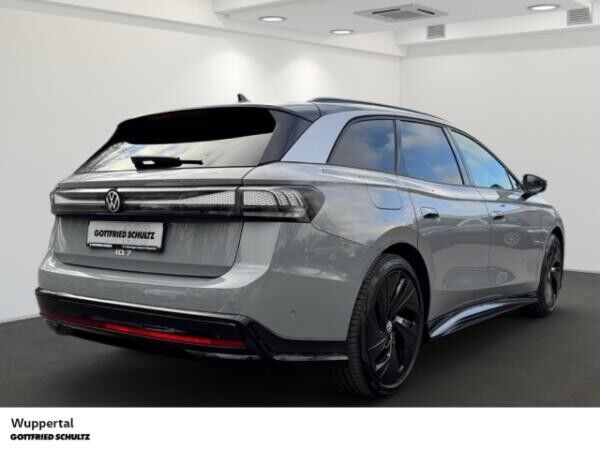 Volkswagen ID.7 Tourer Pro 210 kW LED NAVI AHK KAMERA